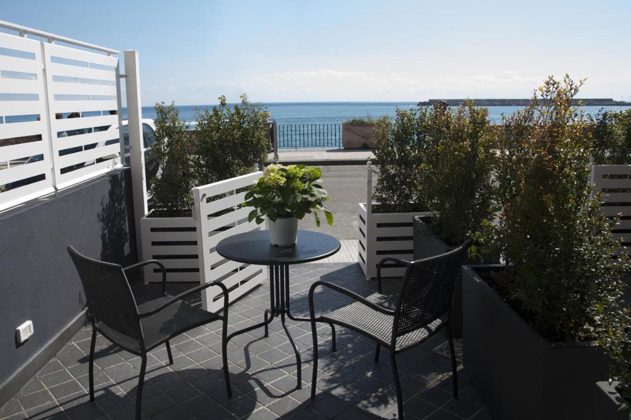 Ag Luxury Rooms Giardini Naxos Exterior foto